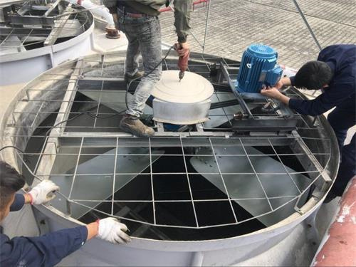 中央空調(diào)冷卻塔噪聲治理解決措施(中央空調(diào)冷卻塔如何進(jìn)行噪聲治理),中